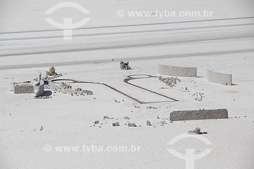  Building of salt hotel - Uyuni Salt Flat  - Potosi department - Bolivia