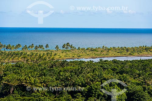  Cassange Lagoon with the taipus de fora beach in the background  - Marau city - Bahia state (BA) - Brazil