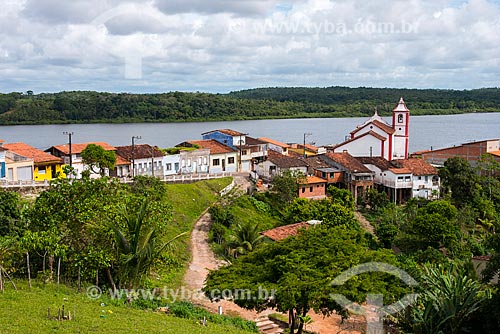  Houses - Marau city with the Sao Sebastiao Church and the Marau River in the background  - Marau city - Bahia state (BA) - Brazil
