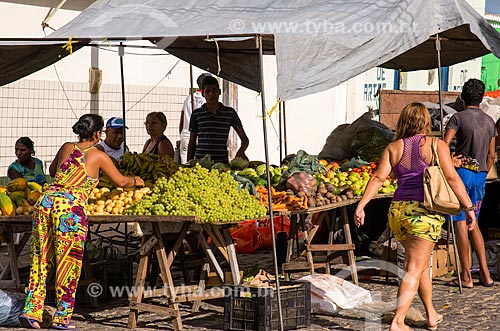  Fruit and legume on sale - booth of street fair  - Belem de Sao Francisco city - Pernambuco state (PE) - Brazil