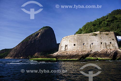  Sugar Loaf - to the left - with the Sao Joao Fortress (1565) - also known as Sao Joao da Barra do Rio de Janeiro Fortress  - Rio de Janeiro city - Rio de Janeiro state (RJ) - Brazil