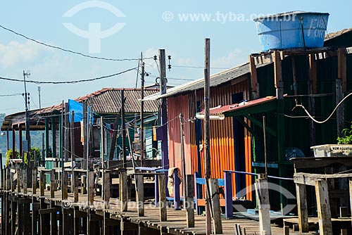  Houses on the banks of Tapajos River  - Itaituba city - Para state (PA) - Brazil