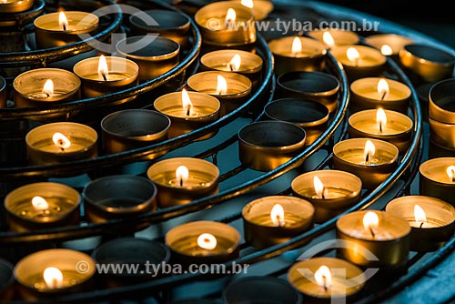  Candles inside of Notre-Dame of Paris Cathedral (1163)  - Paris - Paris department - France