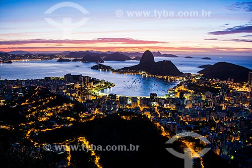  View of sunrise - Sugar Loaf from Mirante Dona Marta  - Rio de Janeiro city - Rio de Janeiro state (RJ) - Brazil