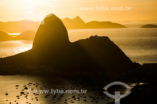  View of sunrise - Sugar Loaf from Mirante Dona Marta  - Rio de Janeiro city - Rio de Janeiro state (RJ) - Brazil