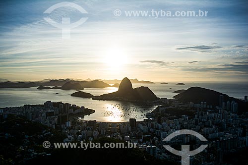  View of sunrise - Sugar Loaf from Mirante Dona Marta  - Rio de Janeiro city - Rio de Janeiro state (RJ) - Brazil