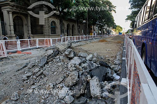  Construction site for construction of light rail transit - Rio Branco Avenue  - Rio de Janeiro city - Rio de Janeiro state (RJ) - Brazil