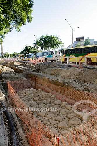  Snippet of old pavement of Rio Branco Avenue during work for construction of light rail transit  - Rio de Janeiro city - Rio de Janeiro state (RJ) - Brazil