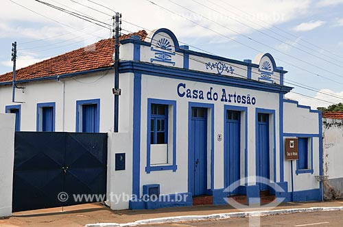 Facade of Casa do Artesao (Artisan House)  - Jatai city - Goias state (GO) - Brazil