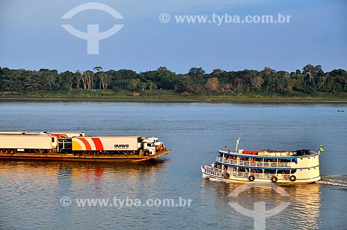  Ferry and chalana - Madeira River  - Porto Velho city - Rondonia state (RO) - Brazil