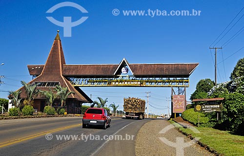  Portico of Fraiburgo city  - Fraiburgo city - Santa Catarina state (SC) - Brazil