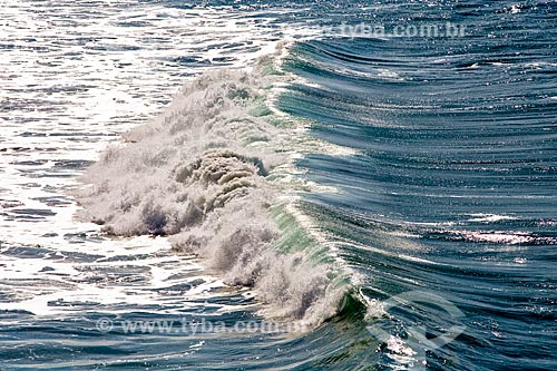  Wave - Beach waterfront  - Florianopolis city - Santa Catarina state (SC) - Brazil