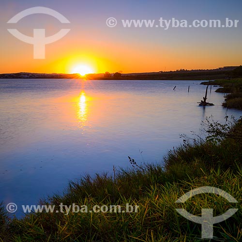  Sunrise - Furnas Dam  - Boa Esperanca city - Minas Gerais state (MG) - Brazil