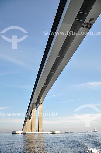  View under the Rio-Niteroi Bridge (1974) from Guanabara Bay  - Rio de Janeiro city - Rio de Janeiro state (RJ) - Brazil