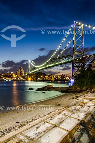  View of Hercilio Luz Bridge (1926) during the evening  - Florianopolis city - Santa Catarina state (SC) - Brazil