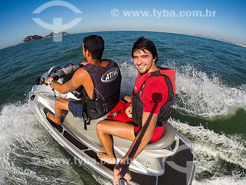  Photographer Vitor Marigo doing a sightseeing of Jet Ski near to Tijucas Islands  - Rio de Janeiro city - Rio de Janeiro state (RJ) - Brazil