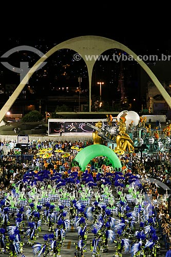  Parade of Gremio Recreativo Escola de Samba Portela Samba School - Revelers - Plot in 2015 - ImaginaRIO: 450 Januaries of a surreal city  - Rio de Janeiro city - Rio de Janeiro state (RJ) - Brazil