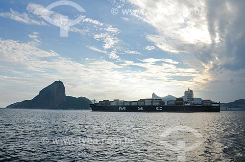  Cargo ship - Guanabara Bay with Sugar Loaf and Christ the Redeemer in the background  - Rio de Janeiro city - Rio de Janeiro state (RJ) - Brazil