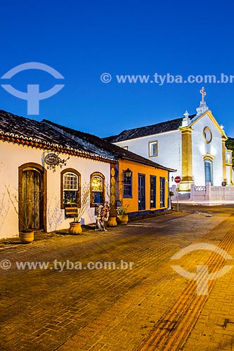  Historic house - Santo Antonio de Lisboa neighborhood with the Nossa Senhora das Necessidades Church (1756) in the background  - Florianopolis city - Santa Catarina state (SC) - Brazil