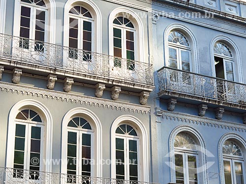  Detail of buildings on XV de Novembro Square  - Porto Alegre city - Rio Grande do Sul state (RS) - Brazil