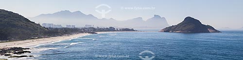  Macumba beach and Pontal Stone seen from Mirante of Roncador  - Rio de Janeiro city - Rio de Janeiro state (RJ) - Brazil