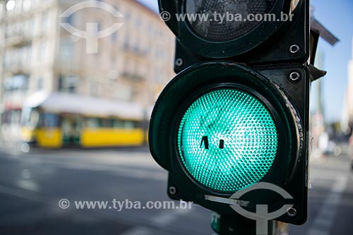  Detail of traffic light  - Berlin city - Berlin state - Germany