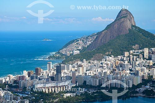  View of the buildings of Leblon neighborhood and Morro Dois Irmaos (Two Brothers Mountain) from Cabritos Mountain (Kid Goat Mountain)  - Rio de Janeiro city - Rio de Janeiro state (RJ) - Brazil