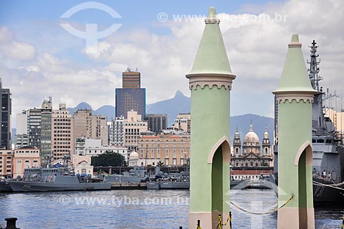  View of Rio de Janeiro city center buildings from Fiscal Island  - Rio de Janeiro city - Rio de Janeiro state (RJ) - Brazil