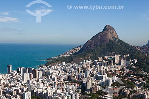  View of Morro Dois Irmaos (Two Brothers Mountain) from Leblon neighborhood  - Rio de Janeiro city - Rio de Janeiro state (RJ) - Brazil