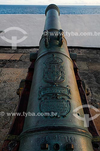  Detail of the cannon - Santo Antonio da Barra Fort (1702)  - Salvador city - Bahia state (BA) - Brazil