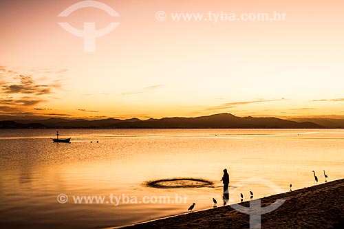  Fisherman - Cacupe Beach at evening  - Florianopolis city - Santa Catarina state (SC) - Brazil