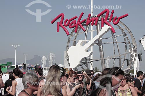  Sculpture - entrance of Rock in Rio 2015  - Rio de Janeiro city - Rio de Janeiro state (RJ) - Brazil