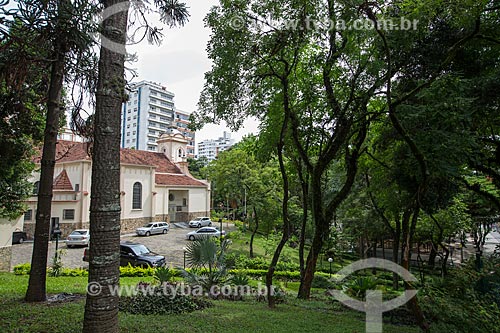  View of the Sao Sebastiao Church (1878) from Halfeld Park  - Juiz de Fora city - Minas Gerais state (MG) - Brazil