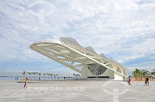  View of Amanha Museum (Museum of Tomorrow) facade from Maua Square  - Rio de Janeiro city - Rio de Janeiro state (RJ) - Brazil