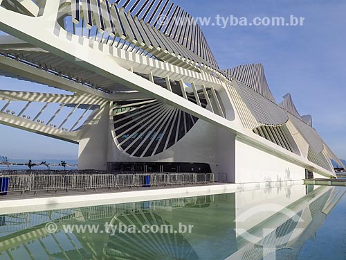  Detail of facade of the Amanha Museum (Museum of Tomorrow)  - Rio de Janeiro city - Rio de Janeiro state (RJ) - Brazil