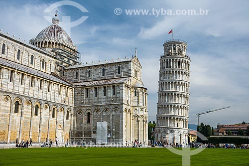  Duomo di Pisa - Pisa Cathedral (1092) - with the torre pendente di Pisa (1174)  - Pisa city - Pisa province - Italy