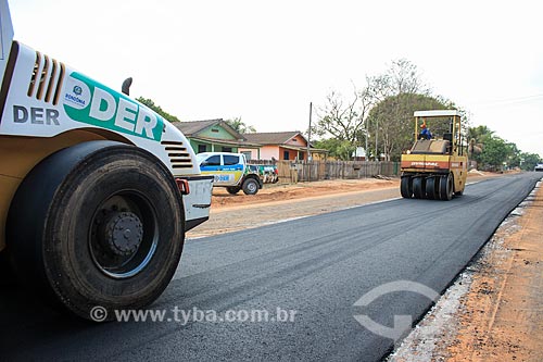  Road paving near Porto Velho city  - Porto Velho city - Rondonia state (RO) - Brazil