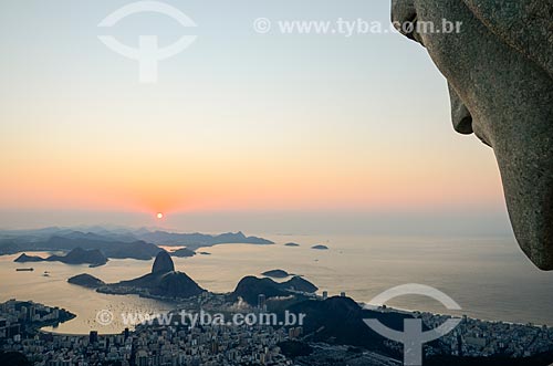 View of the dawn from Christ the Redeemer (1931) with the Sugar Loaf in the background  - Rio de Janeiro city - Rio de Janeiro state (RJ) - Brazil
