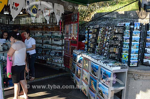 Souvenirs on sale - mirante od the Christ the Redeemer  - Rio de Janeiro city - Rio de Janeiro state (RJ) - Brazil
