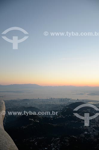  View of the dawn at Rio de Janeiro city from Christ the Redeemer  - Rio de Janeiro city - Rio de Janeiro state (RJ) - Brazil