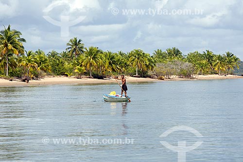  Fisherman - Camamu Bay  - Camamu city - Bahia state (BA) - Brazil