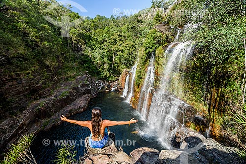  Woman - Almecegas I Waterfall - Chapada dos Veadeiros National Park  - Alto Paraiso de Goias city - Goias state (GO) - Brazil