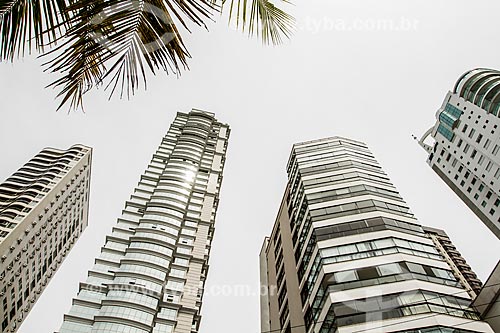  Facade of the Millennium Palace Building (2014) - tallest building in the Brazil with 46 floors - and others buildings of Balneario Camboriu city  - Balneario Camboriu city - Santa Catarina state (SC) - Brazil