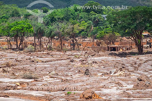  General view of Bento Rodrigues district after the dam rupture of the Samarco company mining rejects in Mariana city (MG)  - Mariana city - Minas Gerais state (MG) - Brazil