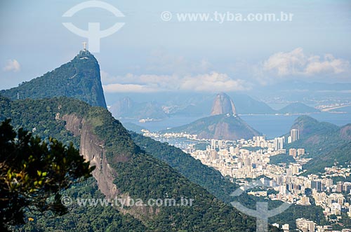  General view from trail of Queimado Mountain with the Christ the Redeemer and the Sugar Loaf in the background  - Rio de Janeiro city - Rio de Janeiro state (RJ) - Brazil
