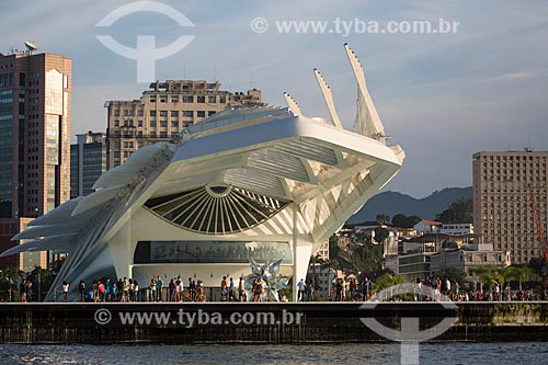  View of the Amanha Museum (Museum of Tomorrow) from Guanabara Bay  - Rio de Janeiro city - Rio de Janeiro state (RJ) - Brazil