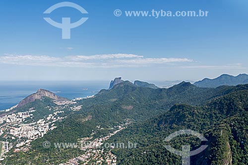  Aerial photo of the Tijuca National Park with the Rock of Gavea in the background  - Rio de Janeiro city - Rio de Janeiro state (RJ) - Brazil