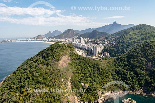  Aerial photo of the Environmental Protection Area of Morro do Leme with the Leme Beach and Copacabana Beach in the background  - Rio de Janeiro city - Rio de Janeiro state (RJ) - Brazil