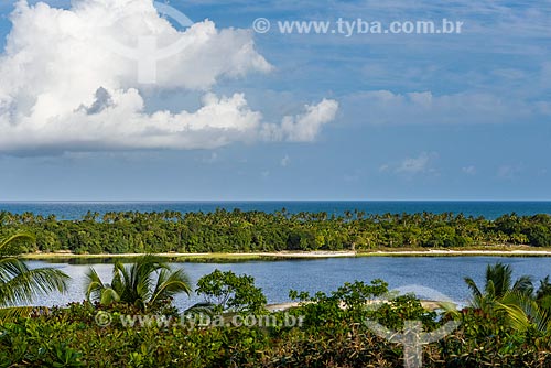  View of the Cassange Lagoon with the Cassange Beach in the background  - Marau city - Bahia state (BA) - Brazil