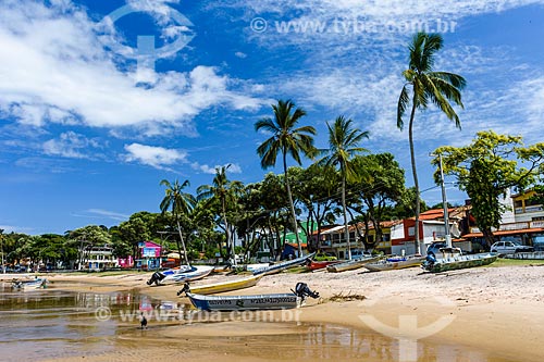  Canoes - Contas River waterfront  - Itacare city - Bahia state (BA) - Brazil